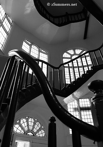 vertical turret stairwell bw