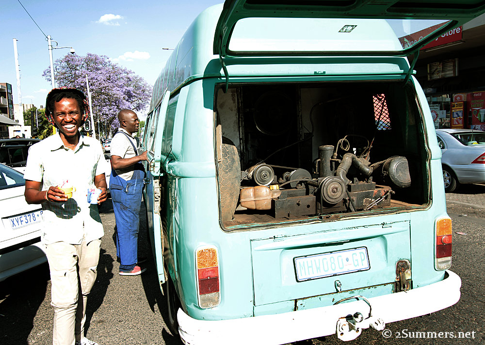 Sanza and soft-serve