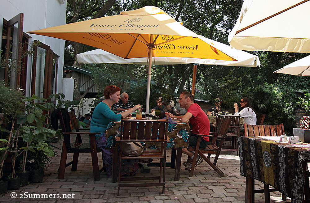 Casalinga - Leafy Greens outside