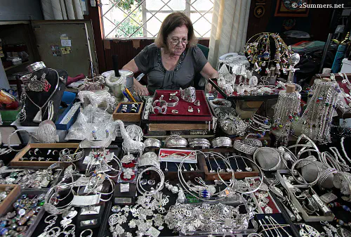 Georgette sellling jewelry