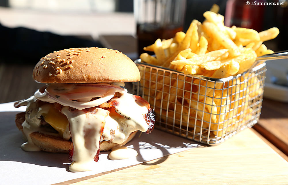 Rocomamas-burger