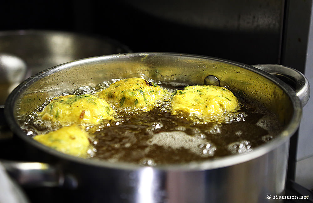 Chilli-bites-cooking