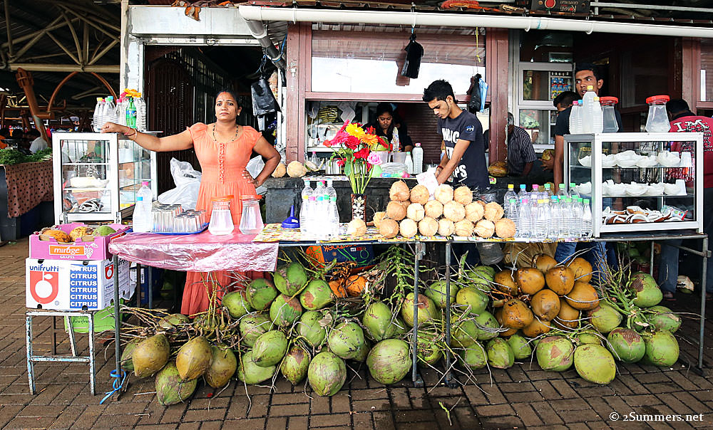 Market-coconut-stand