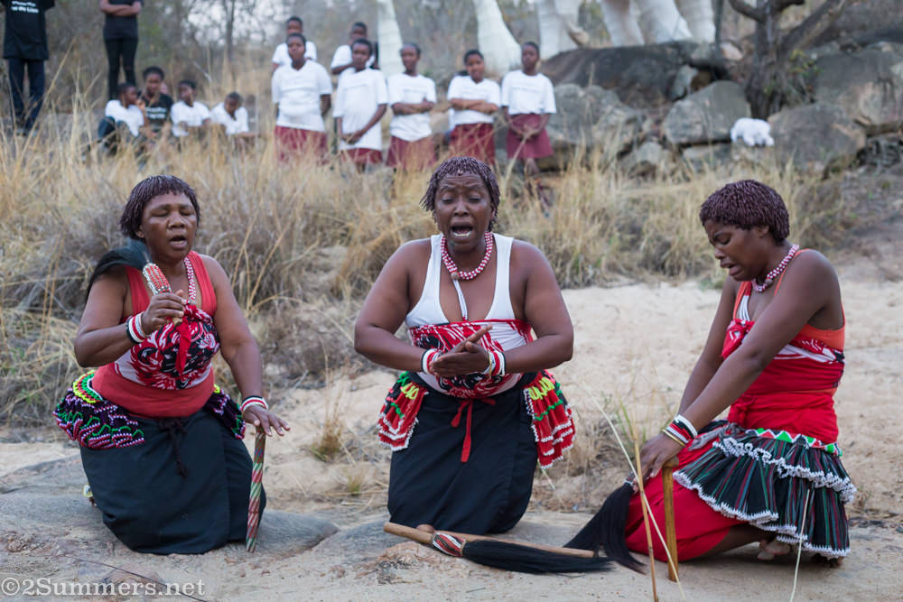 Shangaan medicine women
