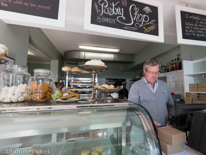 Les at the Victorian Secret