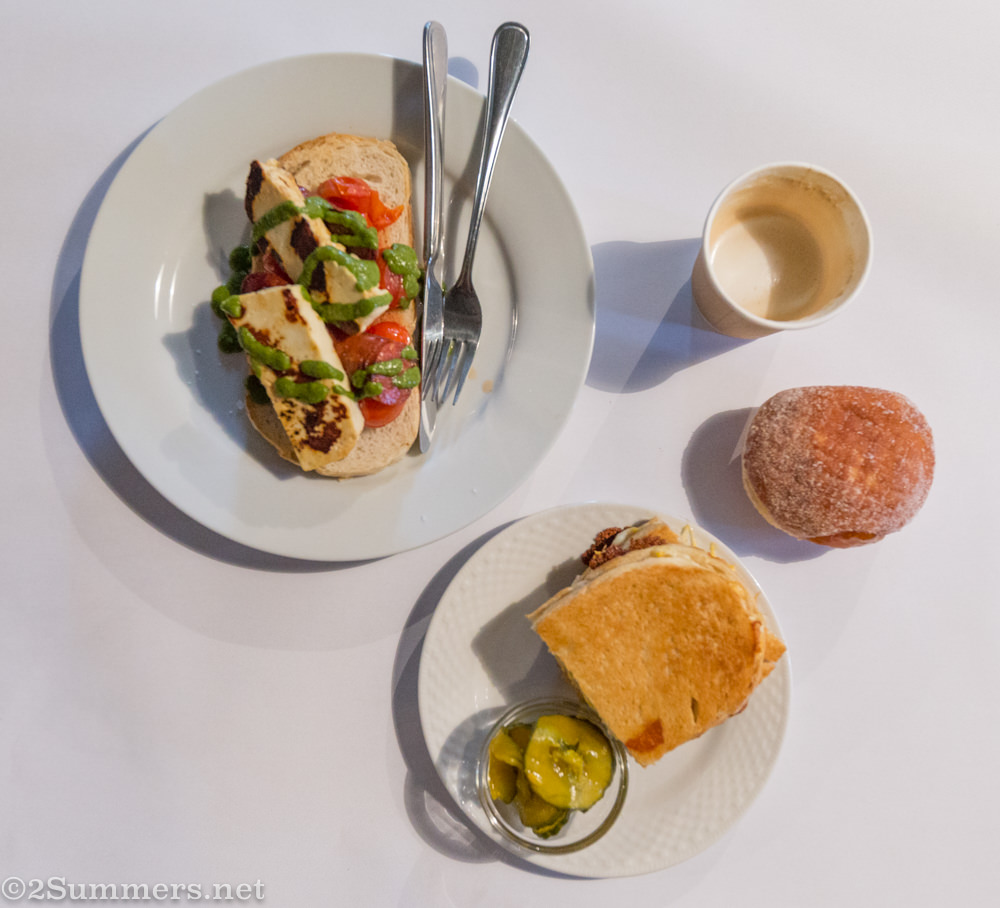 Breakfast at Kramerville Bakery