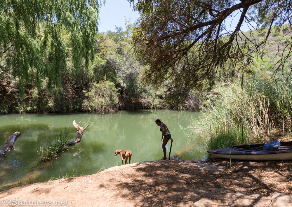 Aero and Caroline by the river