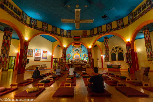Inside the Buddhist Centre in Fietas