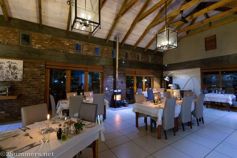 De Zeekoe dining room