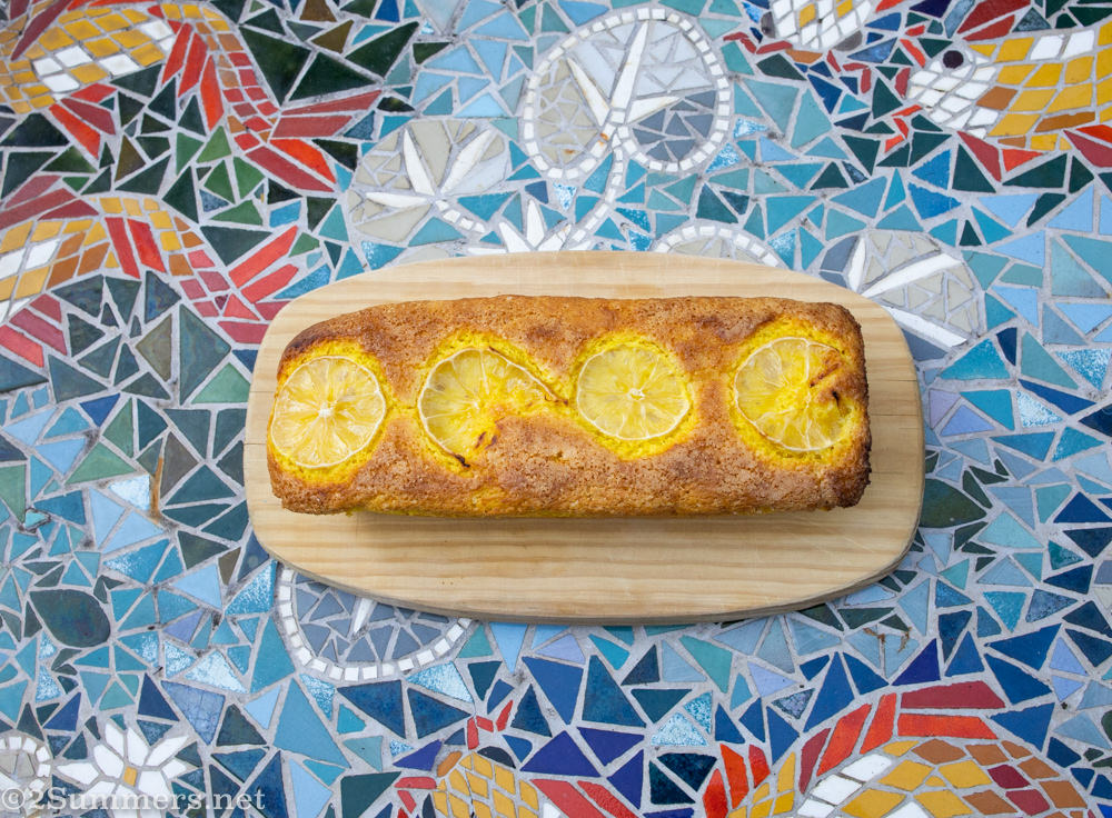 Lemon turmeric cake