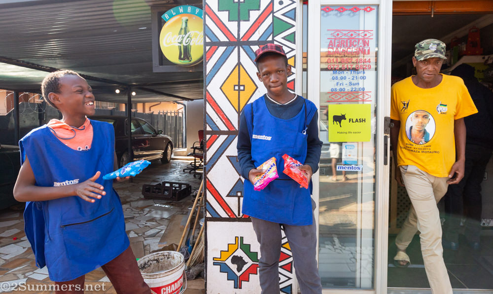 Mentos candy sellers