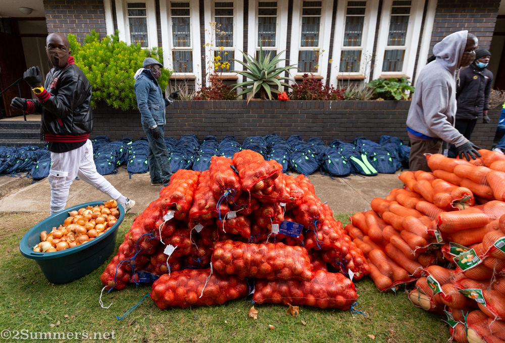Food packing in Melville