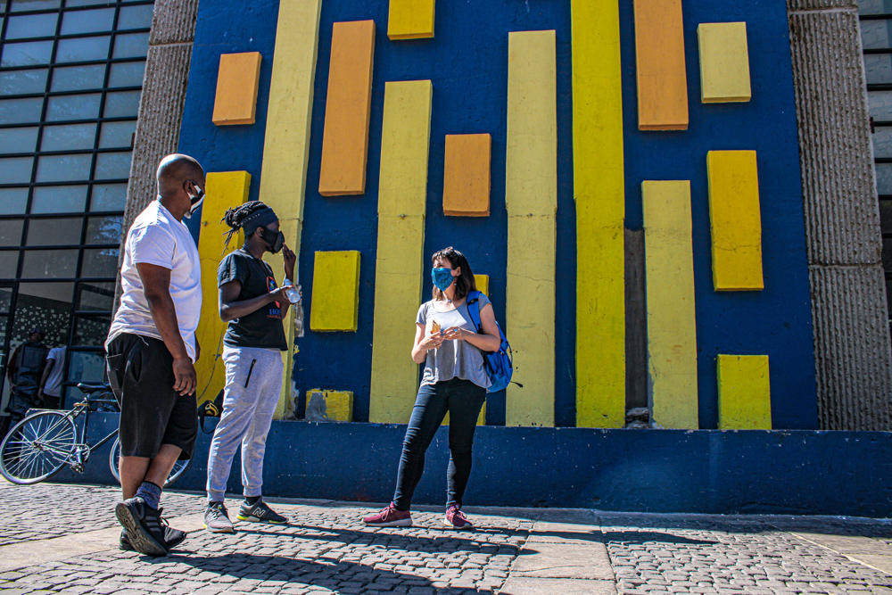 Wall at the base of Ponte City