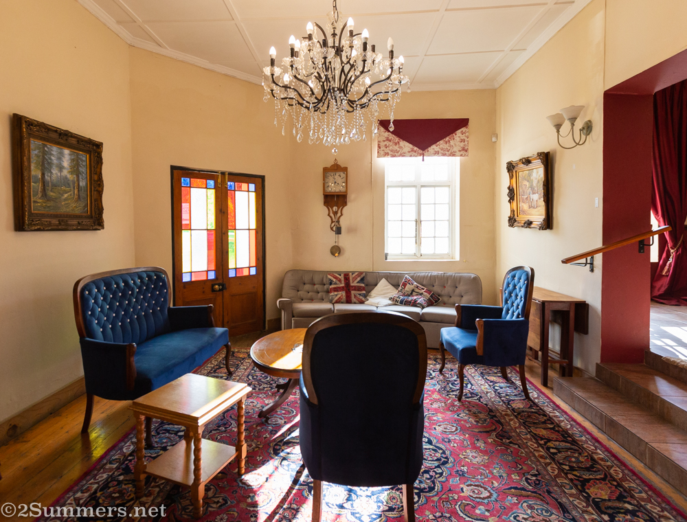 Pig & Whistle lounge