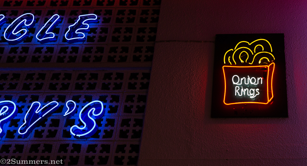 Onion rings neon sign