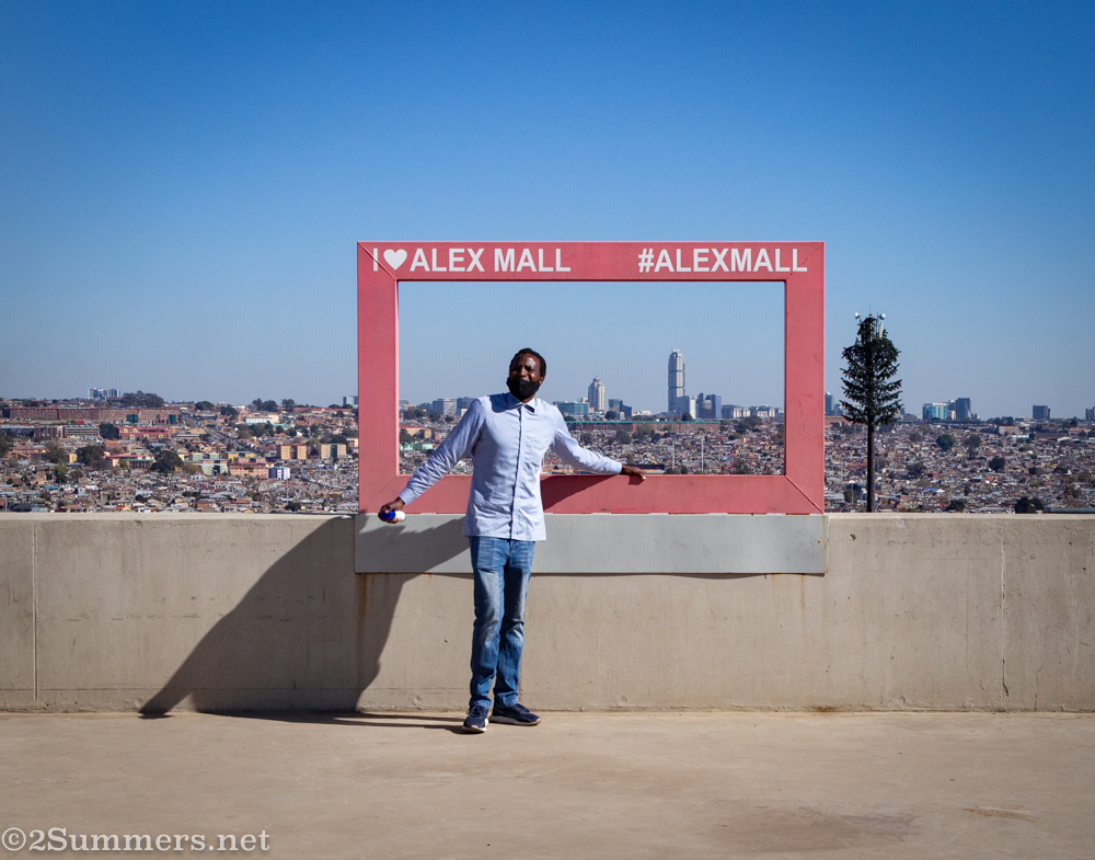 Harry Nakeng at Alex Mall