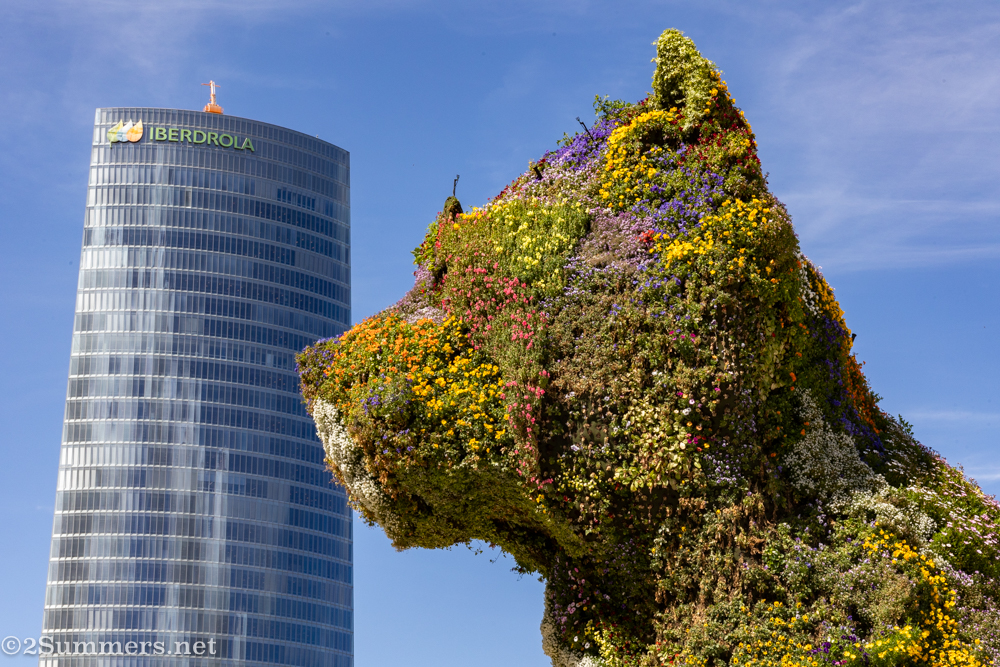 Puppy sculpture from the side