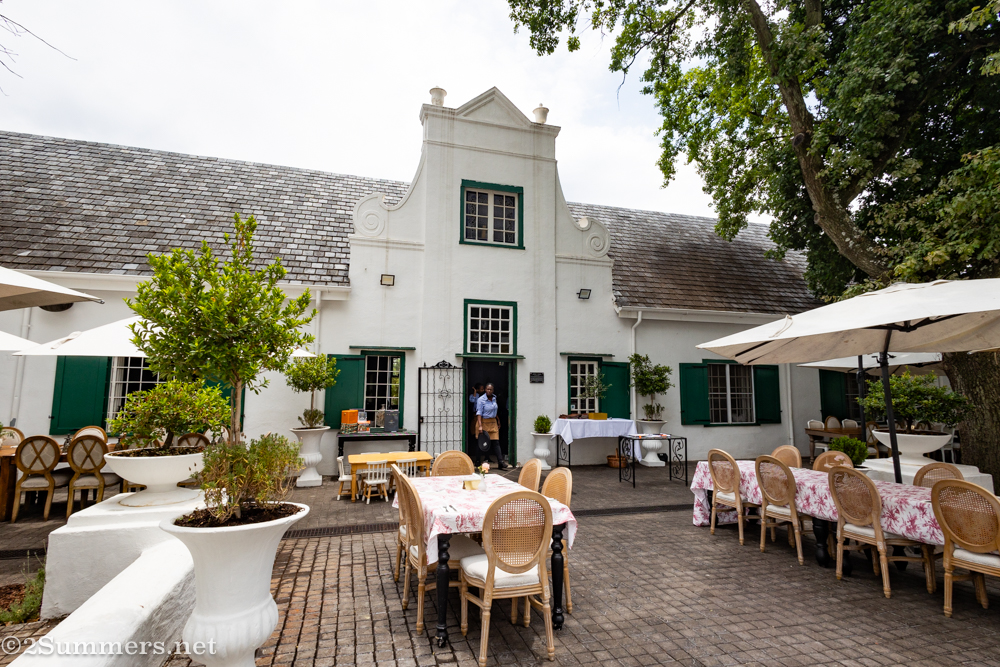 Outside Olives and Plates at Wits